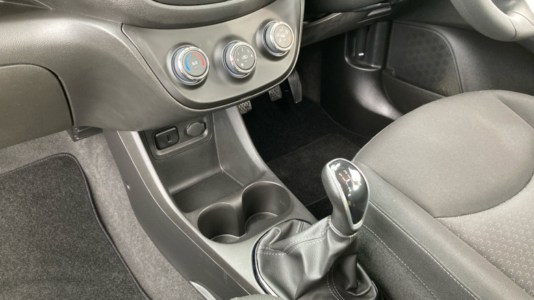 Vauxhall Viva 1.0 SE 5dr [A/C] Petrol Hatchback